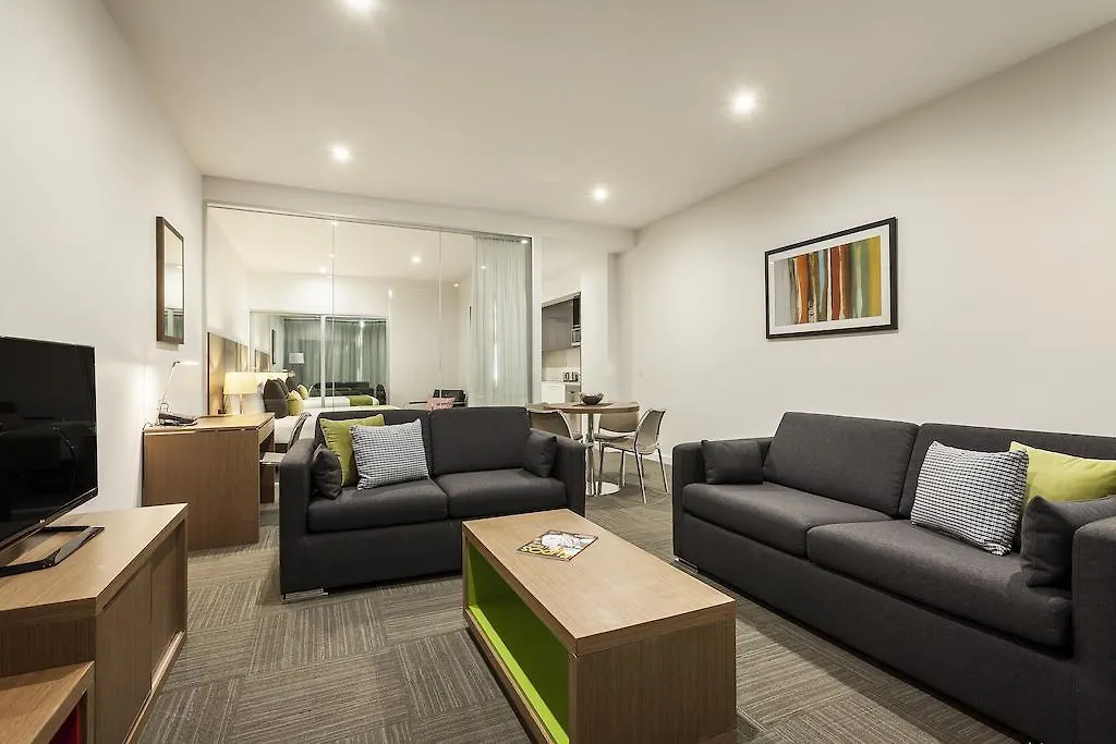 Quest King William South Aparthotel Adelaide 4*,  Australia