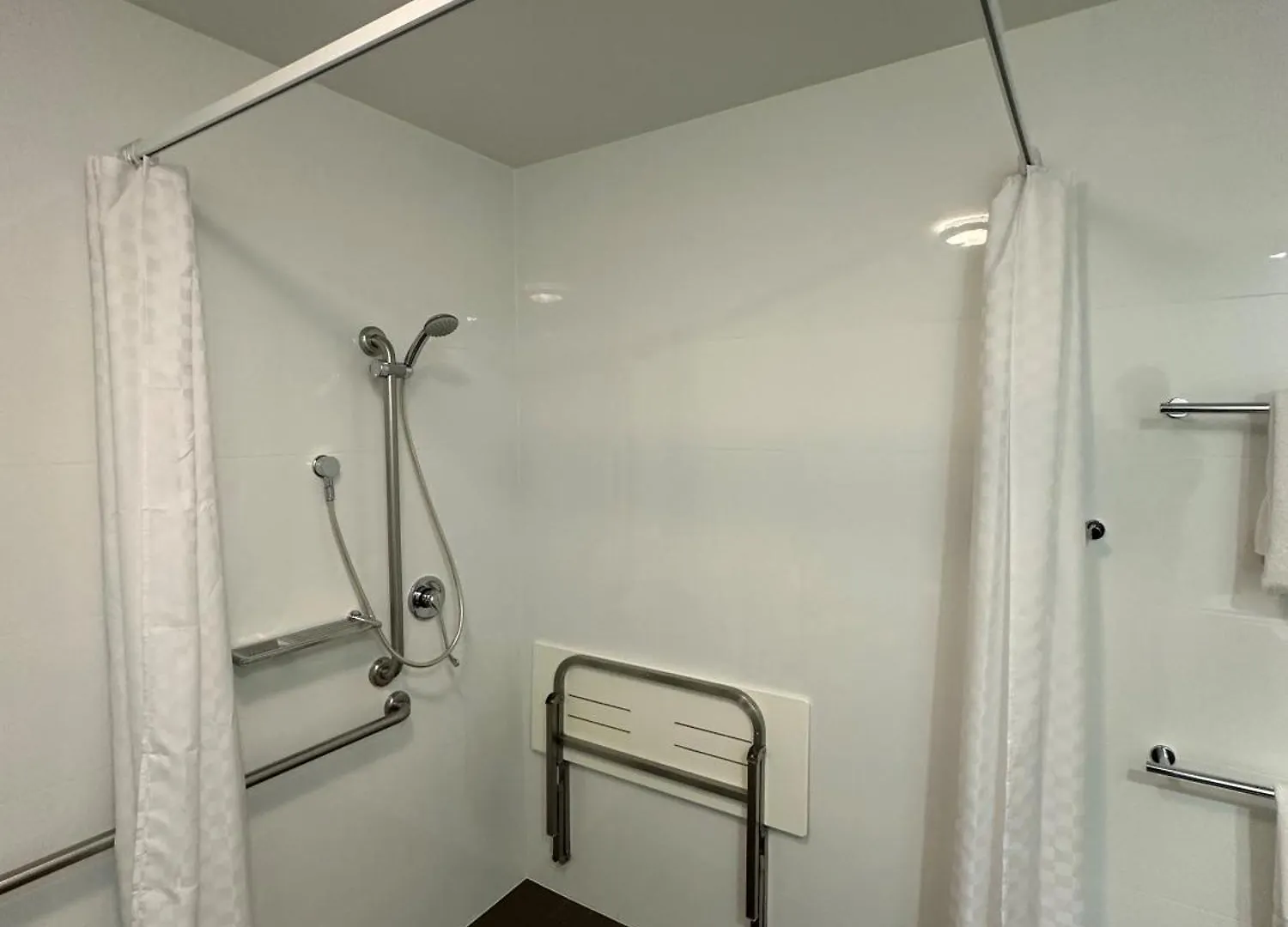 Quest King William South Aparthotel Adelaide